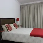 בית הארחה Al Embaixador