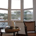 Al Embaixador בית הארחה 4*