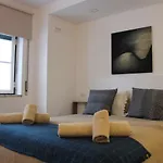 Al Embaixador בית הארחה אלנקר