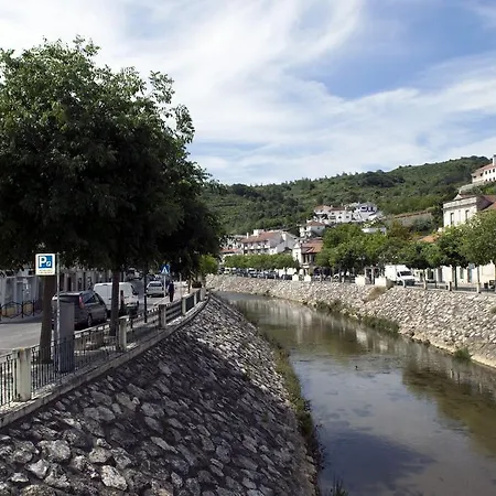 بيت ضيافة Al Embaixador 4*