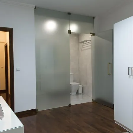 Al Embaixador بيت ضيافة ألينكوير