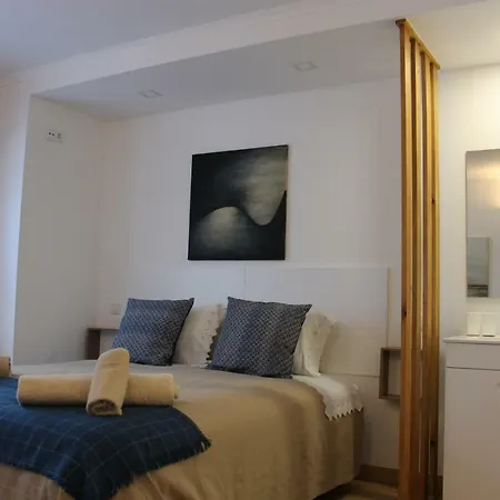 Al Embaixador אלנקר