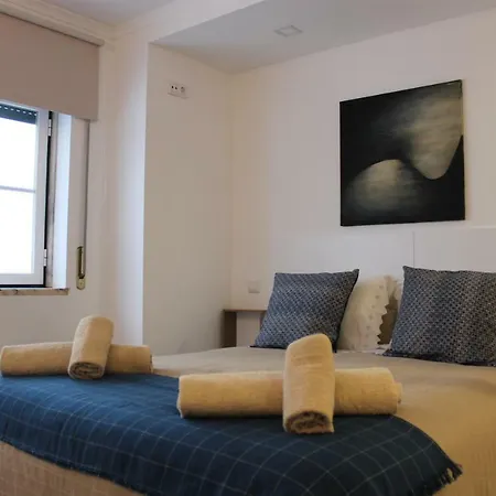 Al Embaixador بيت ضيافة ألينكوير